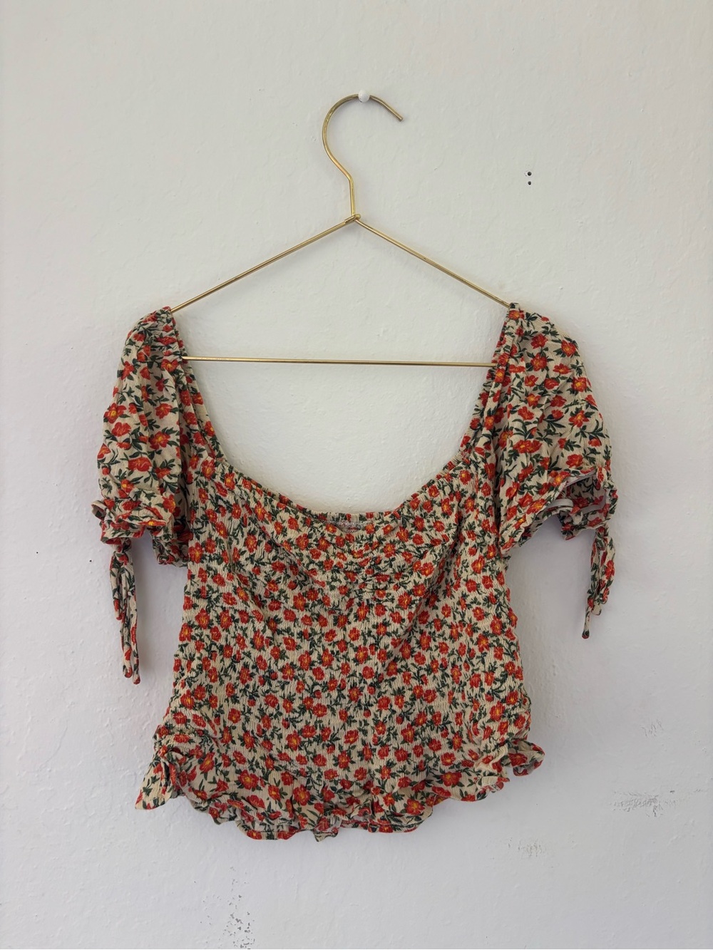 Floral Puff-Sleeve Square Neck Top in Orange and Green